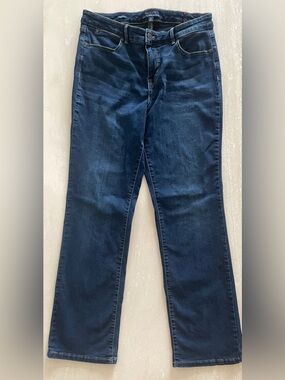 Talbots Classic Blue Women's Jeans Barely Boot Simply Flattering Curvy 12